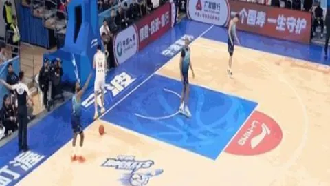 社区视角：三大球运动趋势解析及足球盛夜纪实